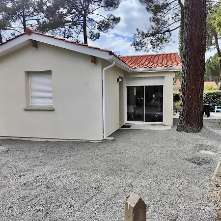 Maison Climatisee Proche Arcachon 度假居 *